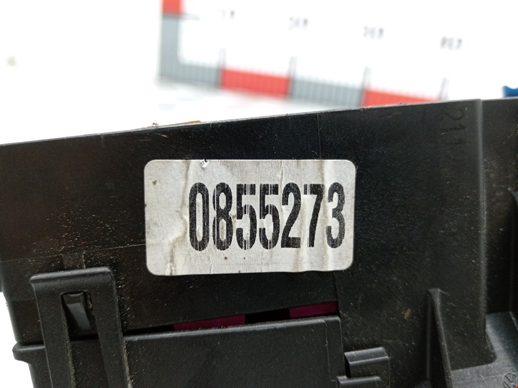 Датчик уровня в бачок омывателя AUDI A3 8P 2003-2013