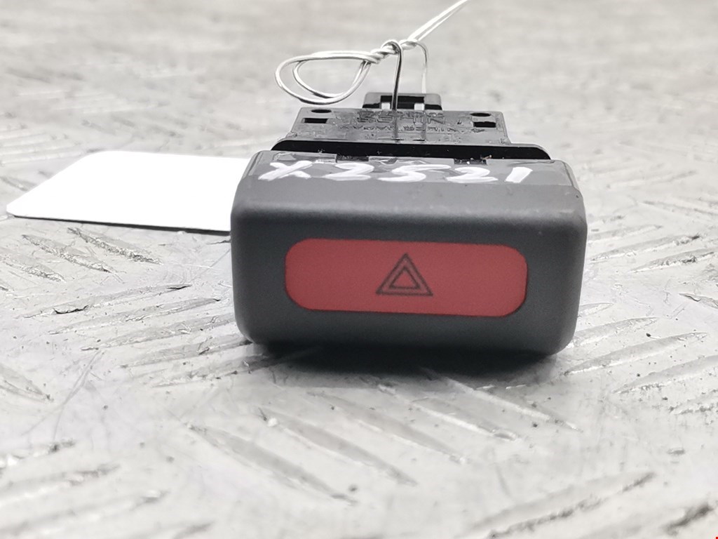 Кнопка аварийной сигнализации (аварийки) SUBARU Impreza 1992-2000