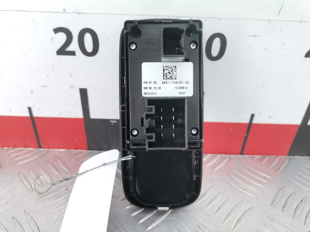 Блок управления стеклоподъемниками FORD Fiesta 2008-2012
