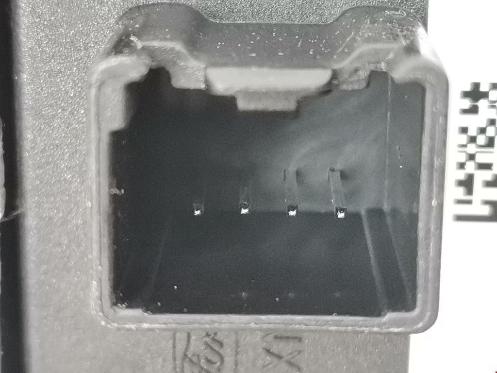 Блок управления стеклоподъемниками FORD Fiesta 2008-2012