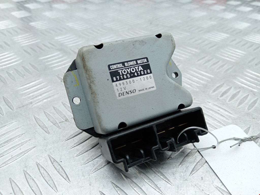 Сопротивление печки (резистор отопителя) Toyota Prius 2 (XW20) (2003-2009)