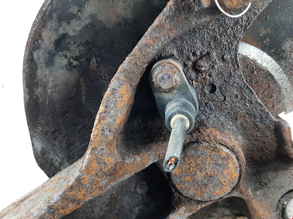 Ступица задняя правая FORD Cougar 1998-2002