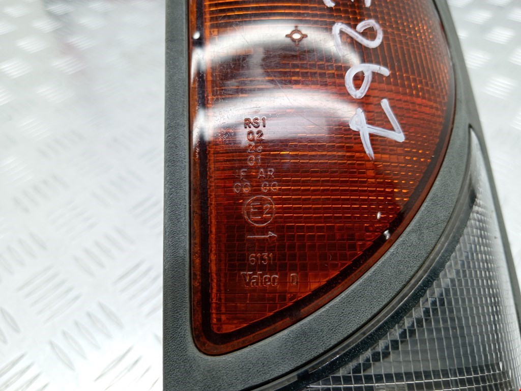 Фонарь задний правый RENAULT Kangoo 1997-2008