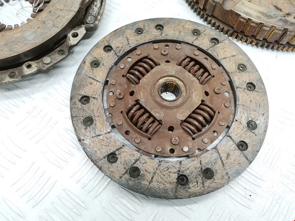 Маховик (демпфер сцепления) RENAULT Kangoo 2008-2021