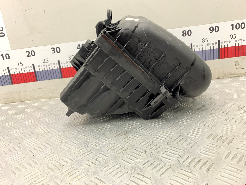 Корпус воздушного фильтра SEAT Alhambra 1996-2010