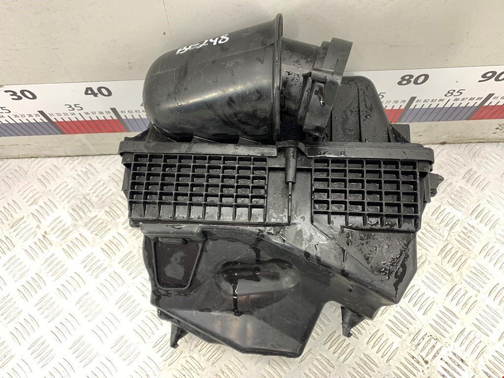 Корпус воздушного фильтра SEAT Alhambra 1996-2010