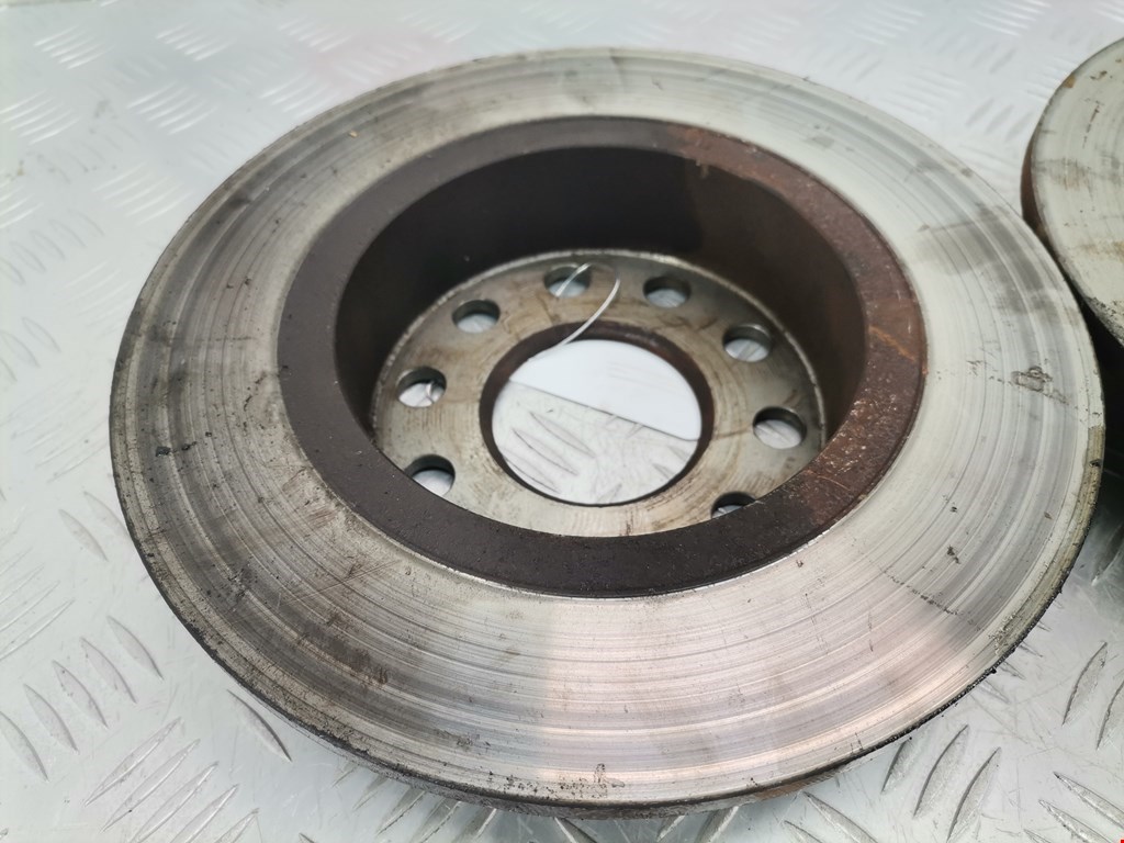 Диск тормозной задний VOLKSWAGEN Golf V Plus 2004-2009