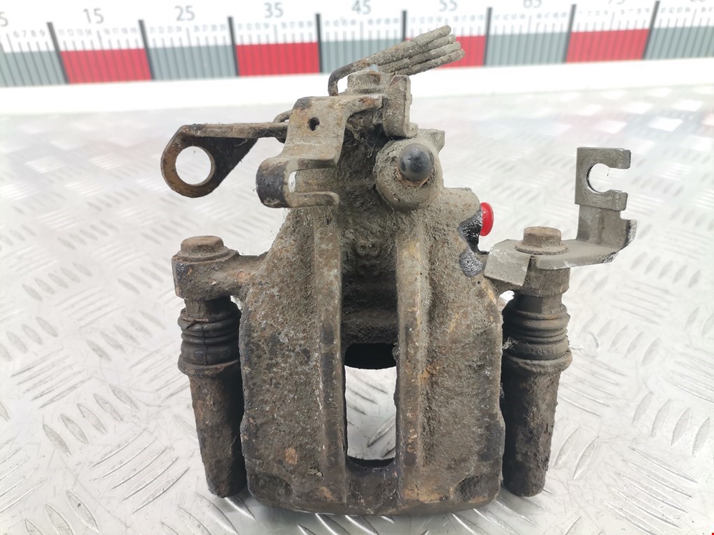 Суппорт задний правый SEAT Alhambra 1996-2010