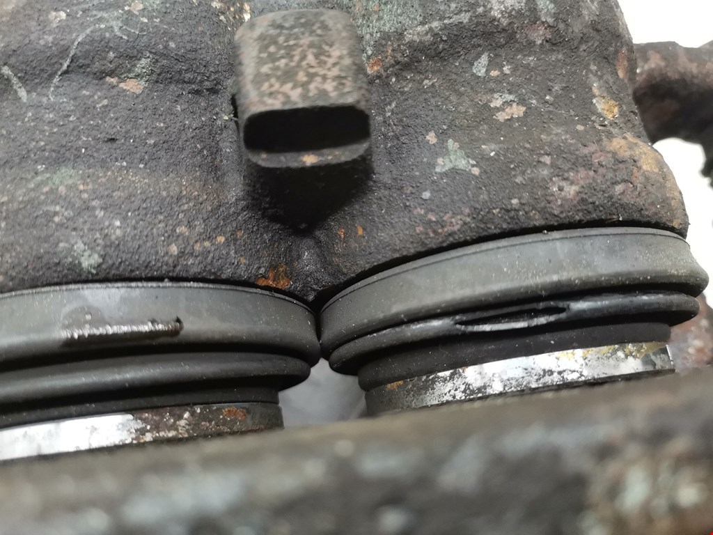 Суппорт передний левый PEUGEOT Expert II 2007-2016