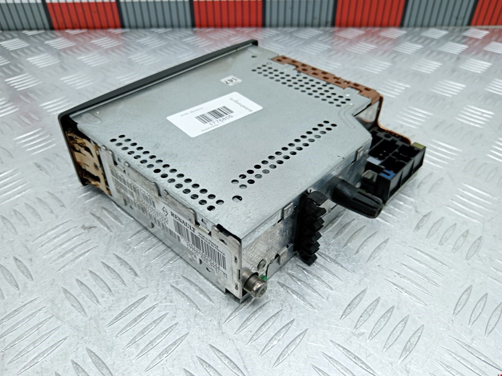 Магнитола RENAULT Kangoo 1997-2008