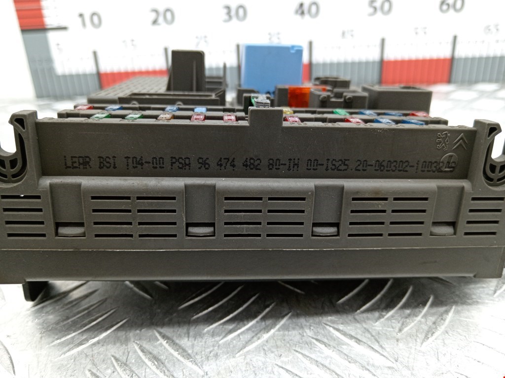 Датчик уровня в бачок омывателя CITROEN C5 I 2001-2008