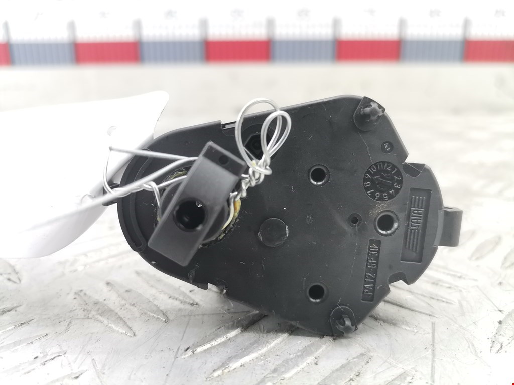 Моторчик заслонки печки BMW 7er 7 серия E65/E66 2001-2008