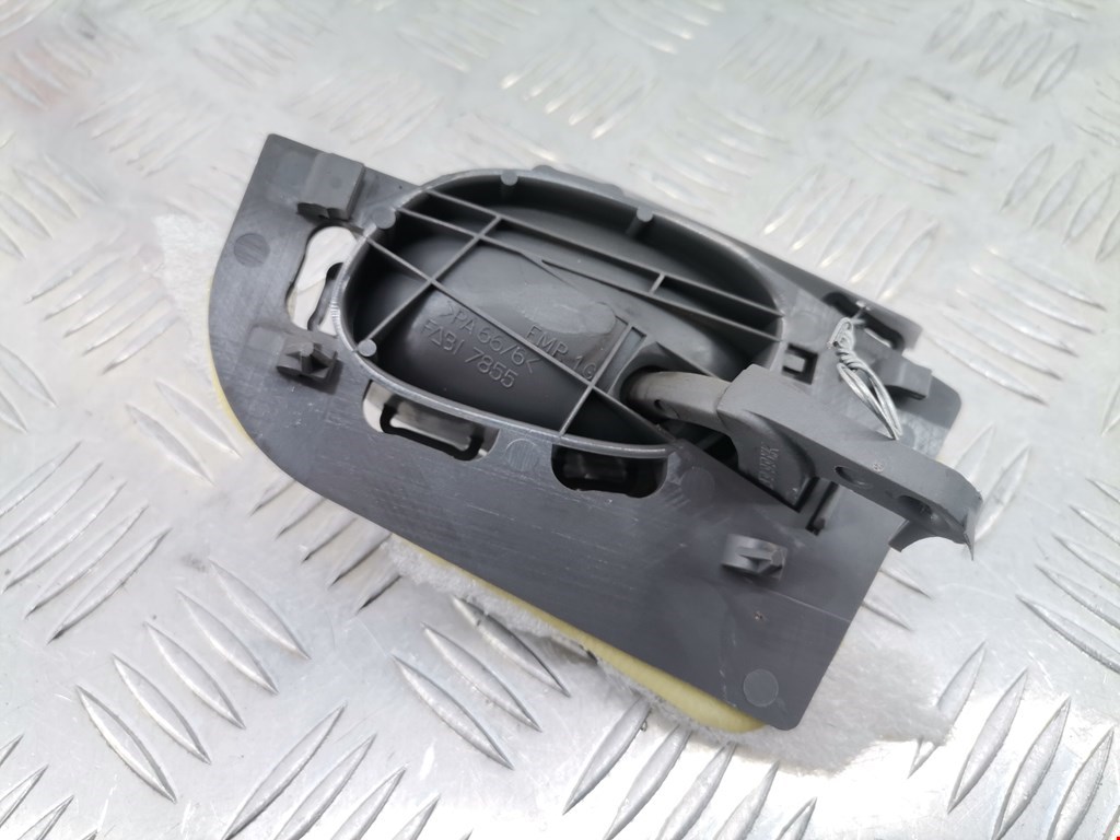 Ручка дверная передняя внутренняя левая PEUGEOT 206 1998-2012