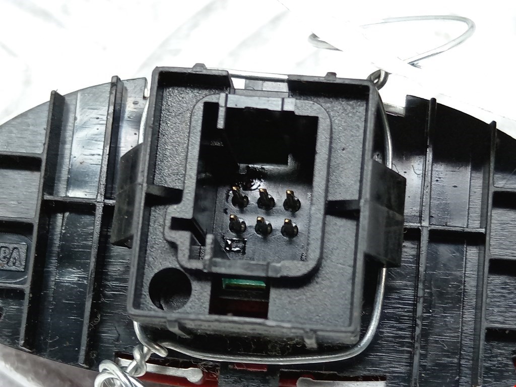 Кнопка аварийной сигнализации (аварийки) CITROEN Xsara Picasso 1999-2012