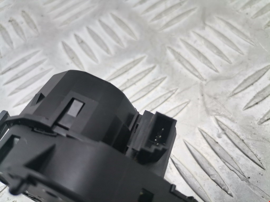 Моторчик заслонки печки BMW 7er 7 серия E65/E66 2001-2008