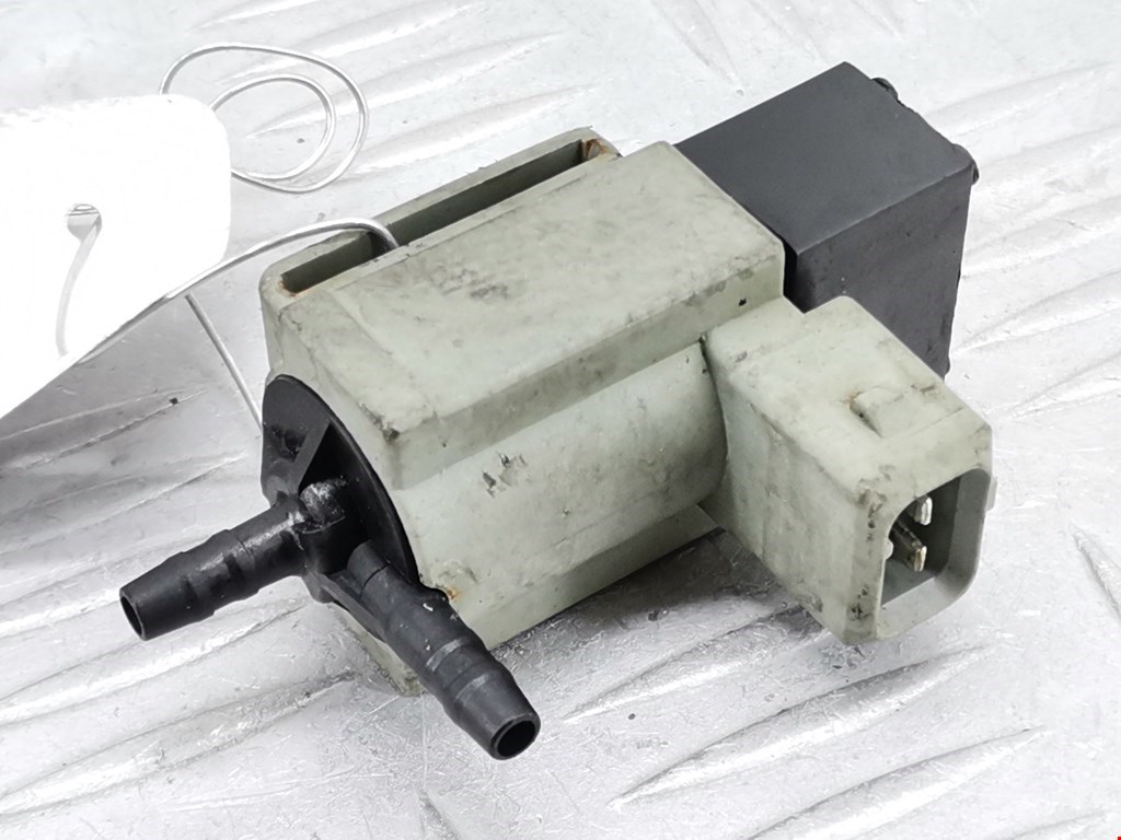 Клапан воздушного фильтра Hyundai Santa Fe 2 (CM) (2005-2012)