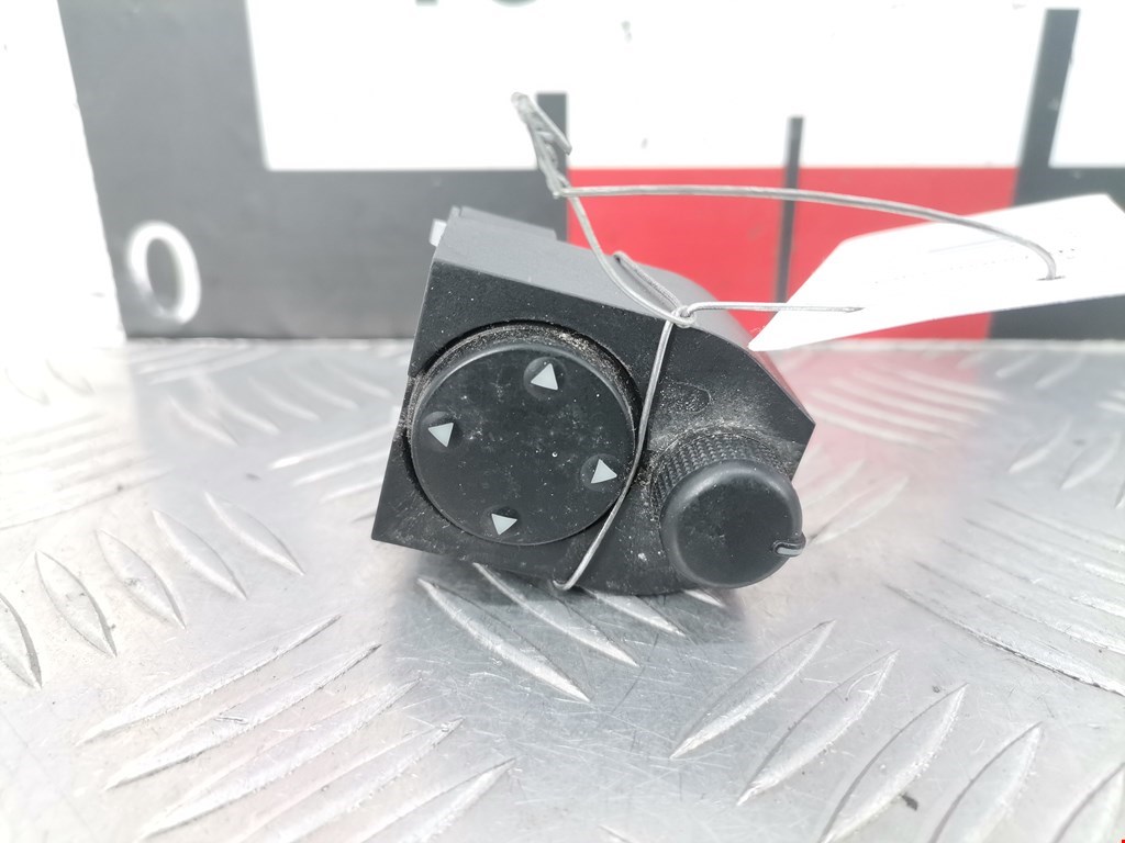 Блок управления зеркалами AUDI A4 B5 1995-2001