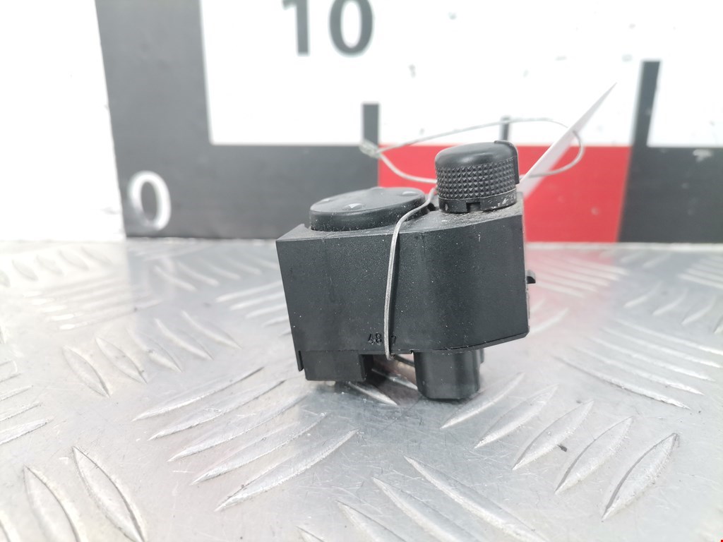 Блок управления зеркалами AUDI A4 B5 1995-2001