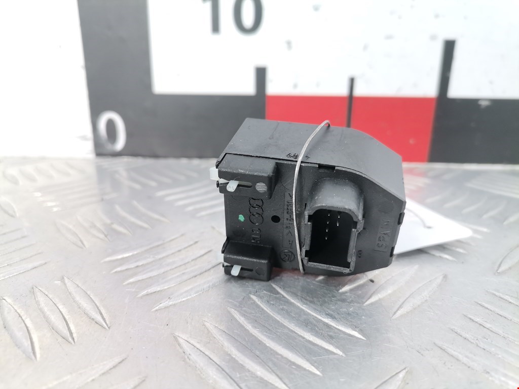 Блок управления зеркалами AUDI A4 B5 1995-2001