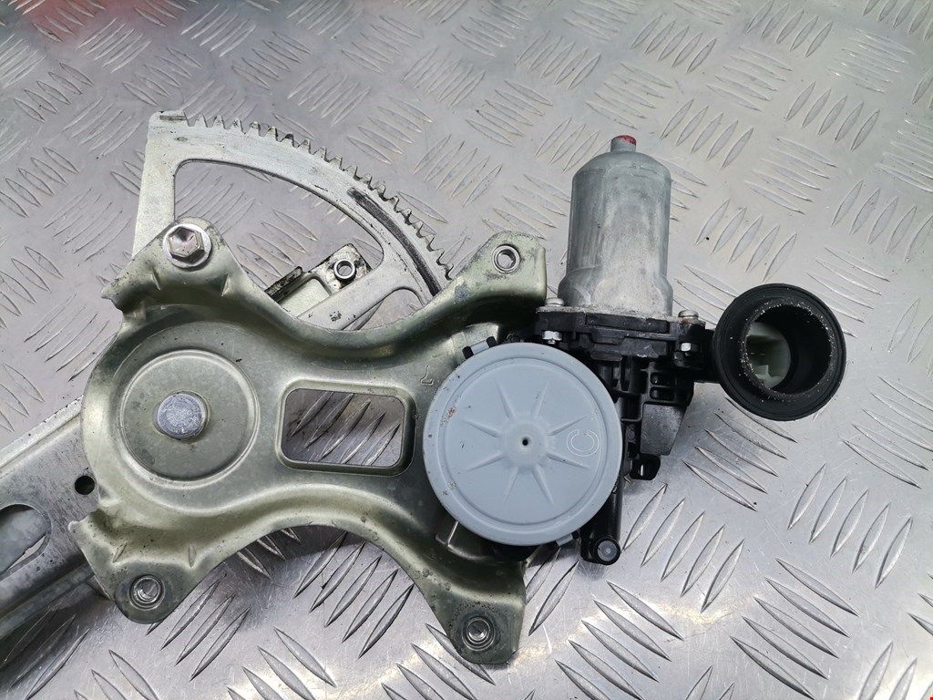 Стеклоподъемник передний левый TOYOTA RAV 4 XA30 2006-2012