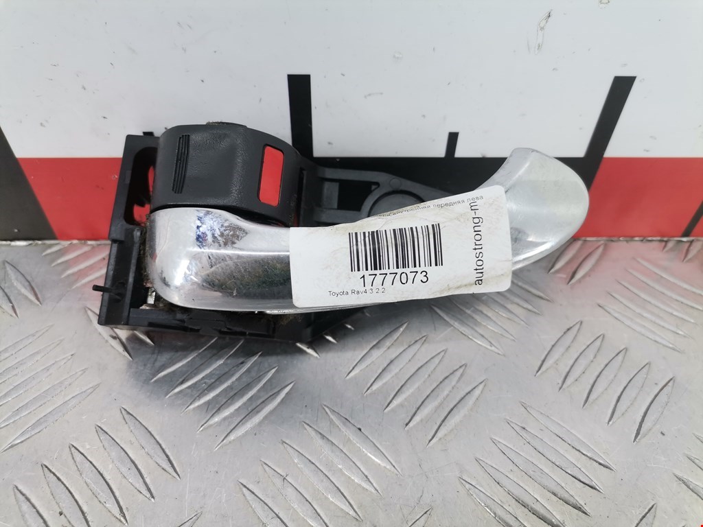Ручка дверная передняя внутренняя левая TOYOTA RAV 4 XA30 2006-2012
