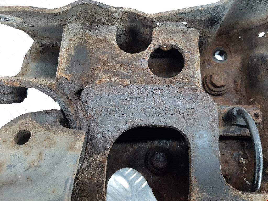 Ступица задняя левая MINI Hatch R50/R53 3-door 2001-2006