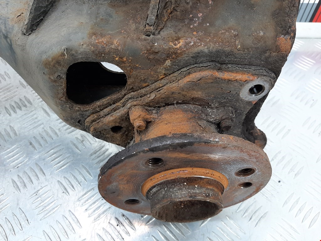 Ступица задняя правая MINI Hatch R50/R53 3-door 2001-2006