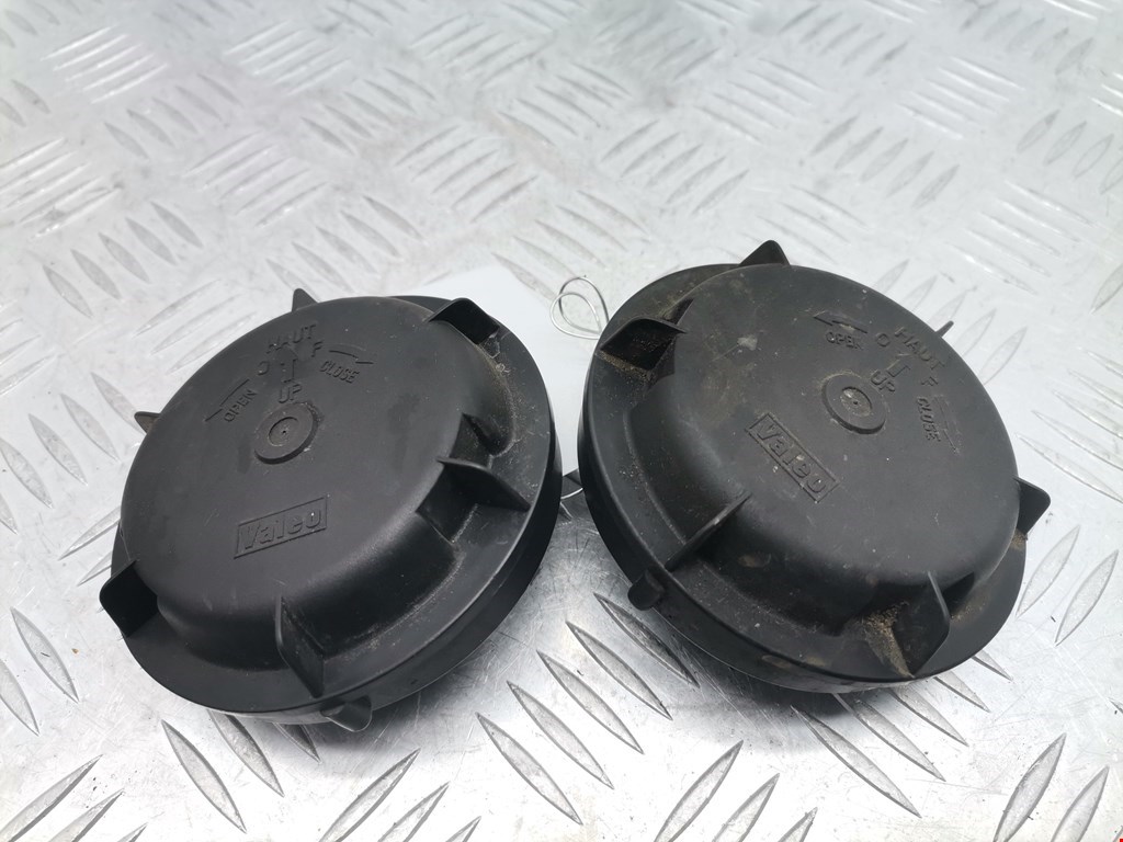 Крышка (заглушка) фары правой Renault Scenic 1 (1996-2003)