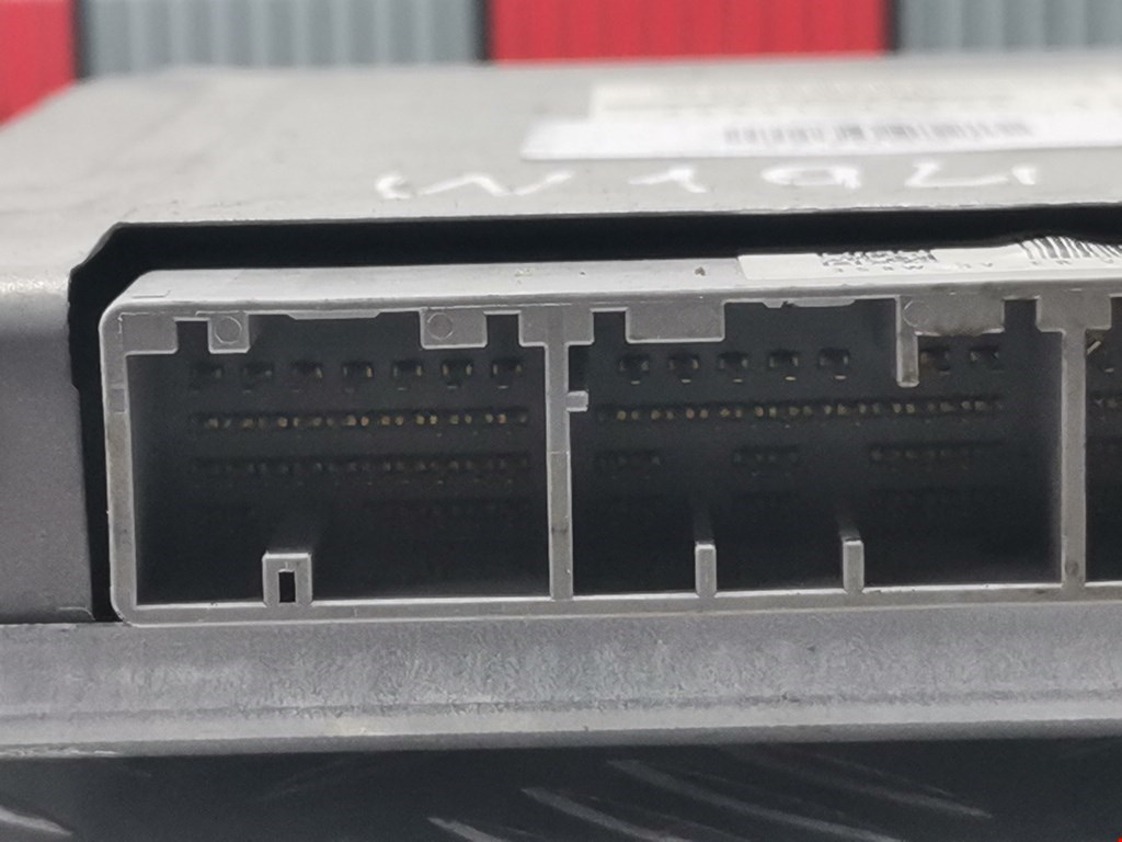 Блок управления двигателя (ЭБУ) TOYOTA Prius II XW20 2003-2012