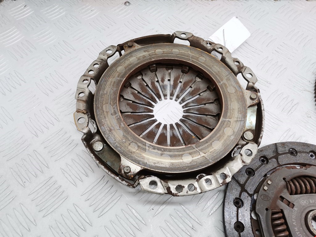 Маховик (демпфер сцепления) FORD Fusion 2002-2012