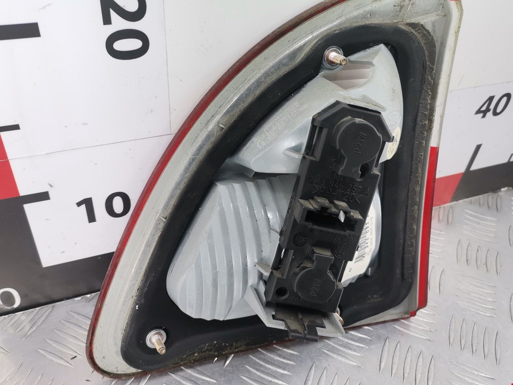 Фонарь задний внутренний левый FORD Galaxy 1995-2005