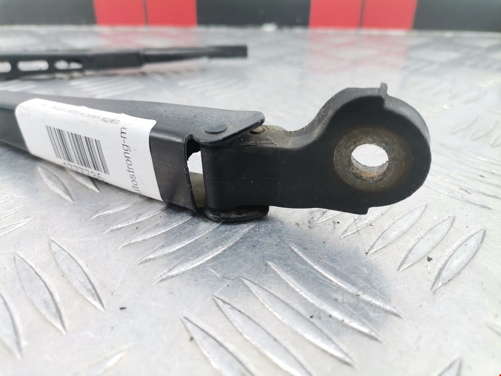 Поводок дворника задний (заднего) AUDI A6 C5 1997-2004