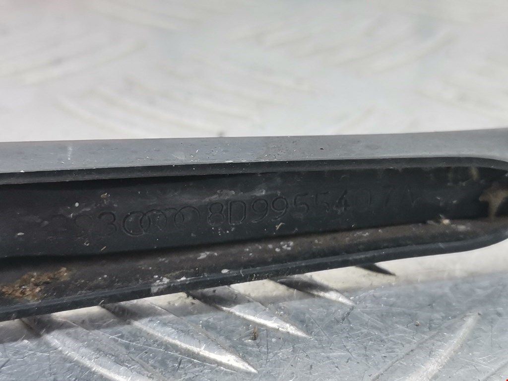 Поводок дворника задний (заднего) AUDI A6 C5 1997-2004