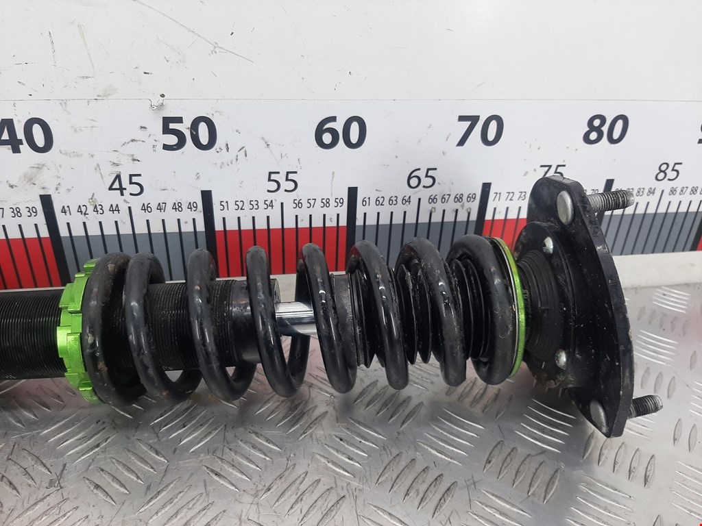 Амортизатор задний левый LEXUS RX 300\330\350\400H 2003-2009