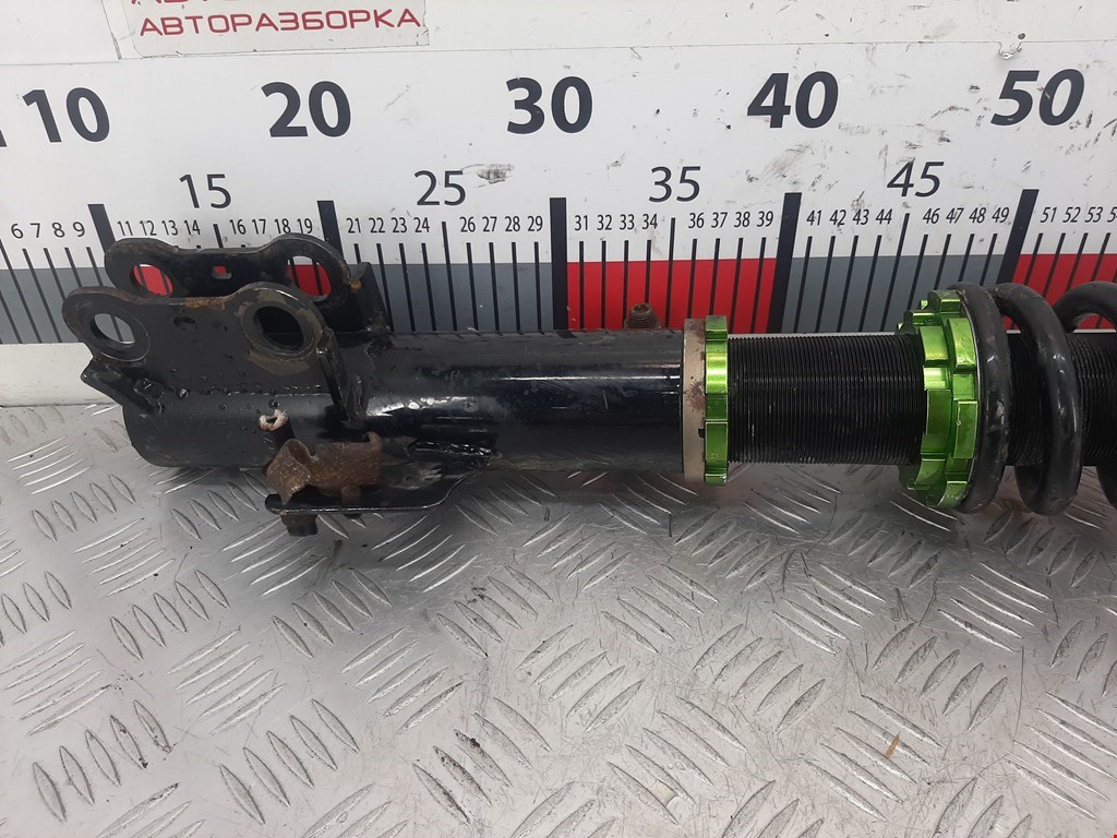 Амортизатор задний левый LEXUS RX 300\330\350\400H 2003-2009