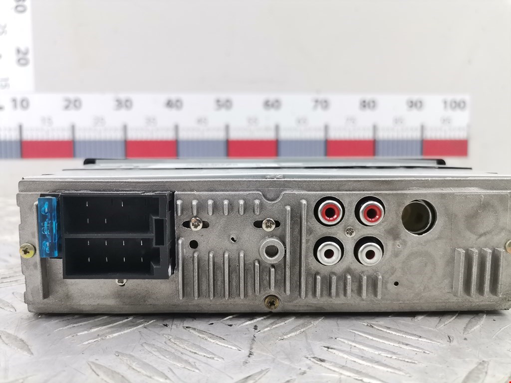 Магнитола VOLKSWAGEN Golf III 1991-1997