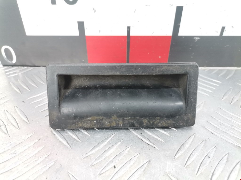 Ручка двери багажника наружная AUDI Q5 I 2008-2017