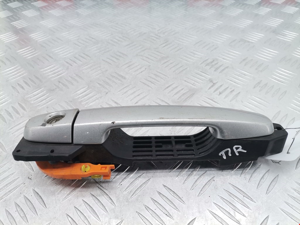 Ручка двери передней наружная правая TOYOTA Corolla Verso E121 AR10 2001-2009