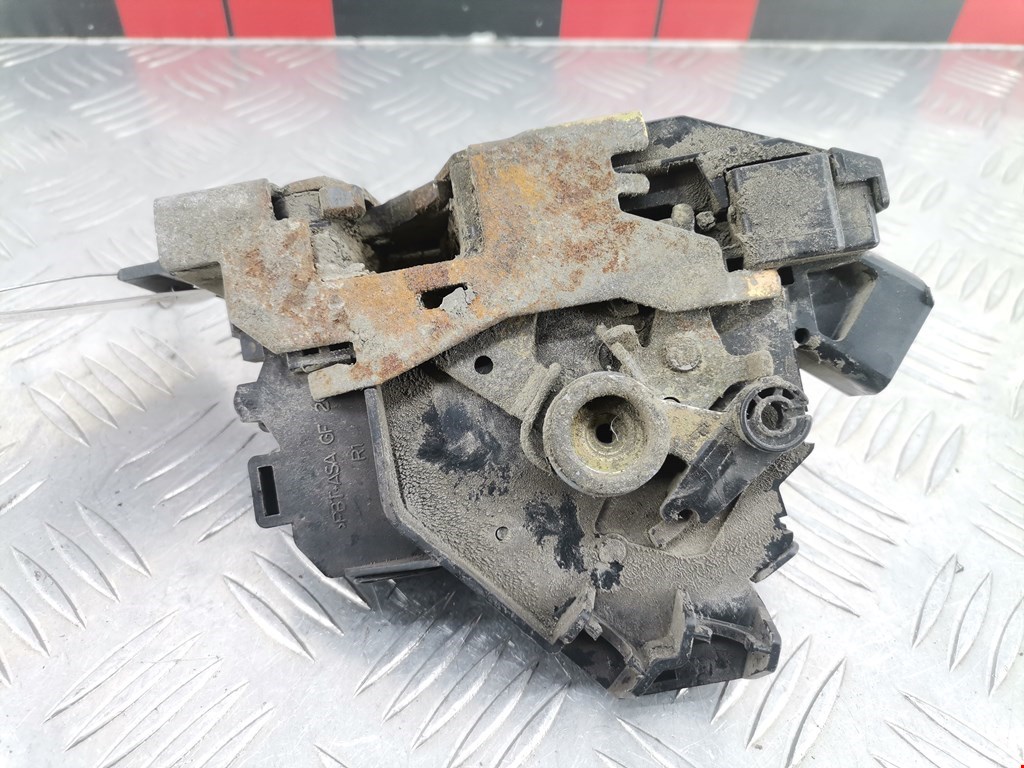 Замок двери задней правой FORD Focus I 1998-2005
