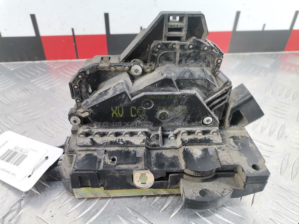 Замок двери задней правой FORD Focus I 1998-2005