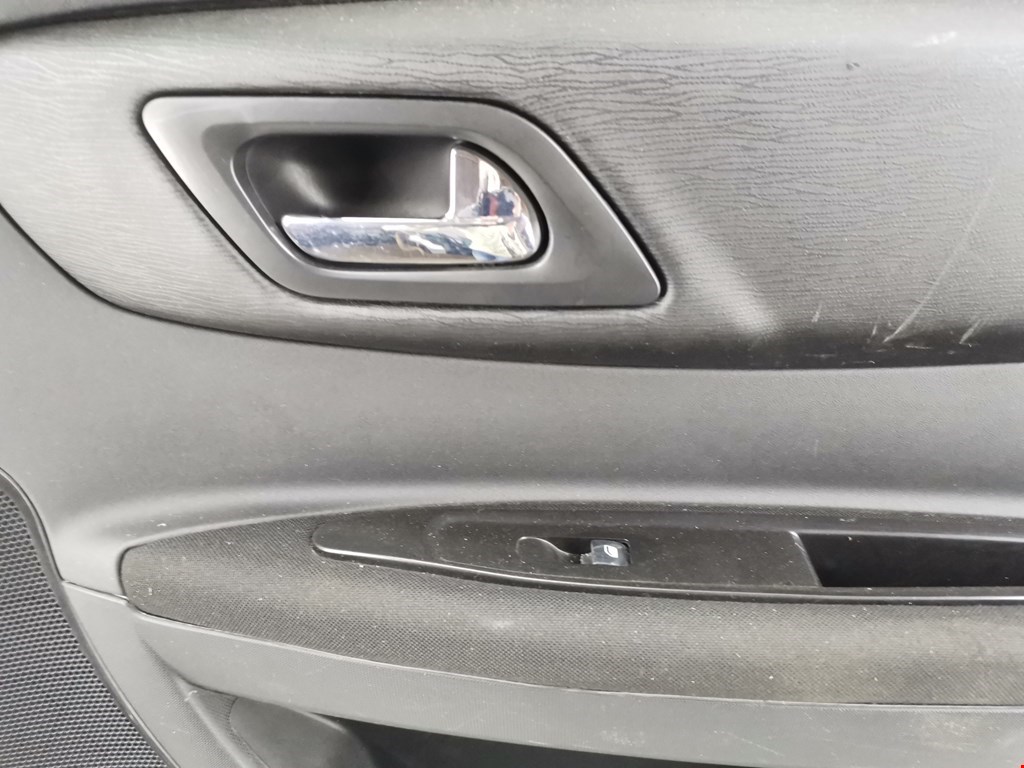 Дверь передняя правая CITROEN C4 I 2004-2014