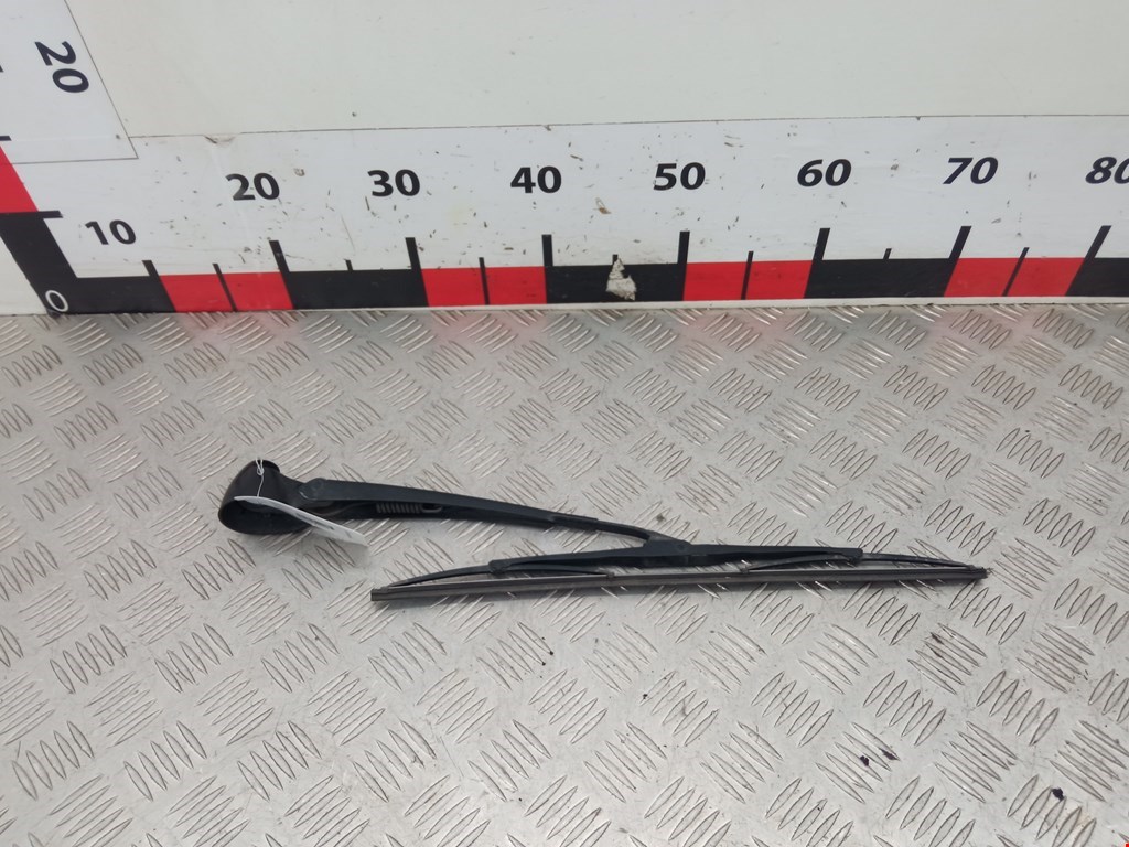 Поводок дворника задний (заднего) VOLKSWAGEN Passat B5 1997-2005