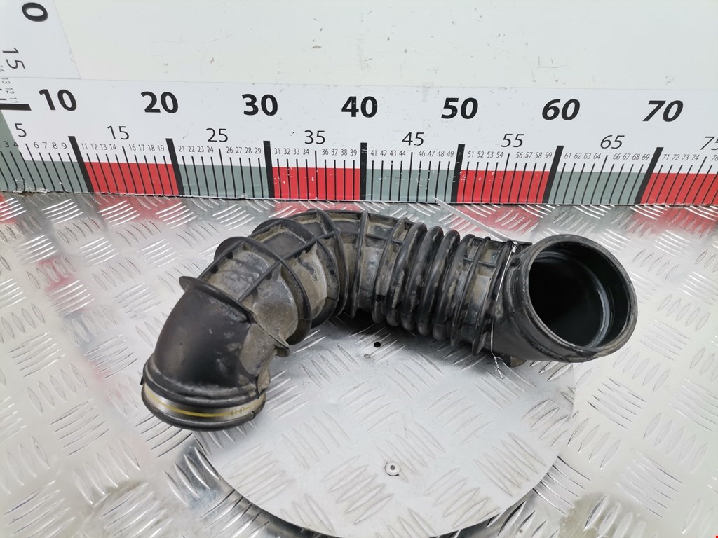 Патрубок воздушного фильтра (гофра инжектора) Ford Focus 1 (1998-2005)