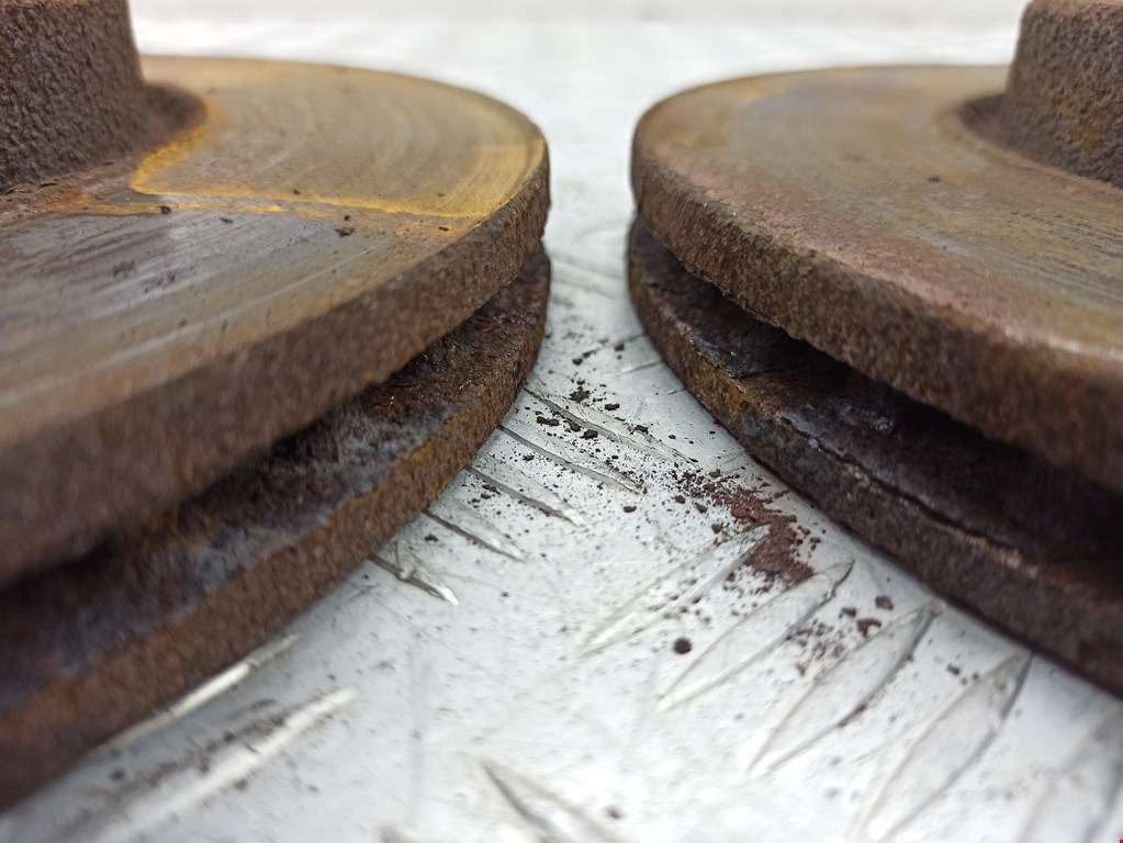 Диск тормозной передний OPEL Astra J 2009-2017