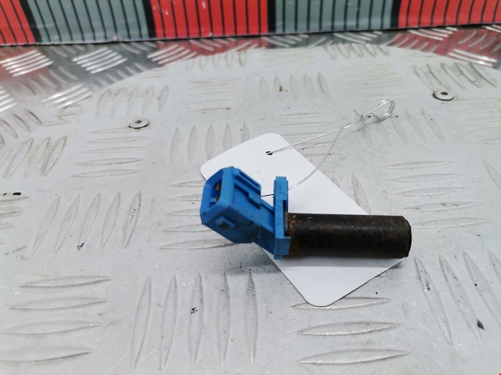 Датчик положения коленвала FORD Fiesta 2001-2008