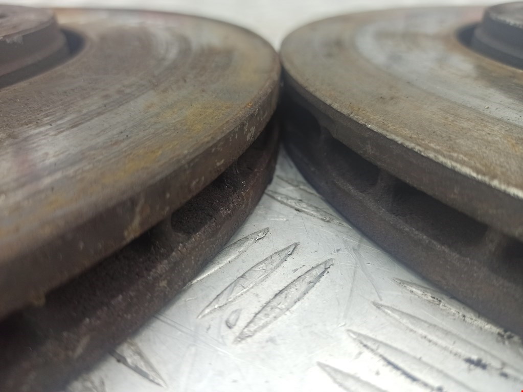 Диск тормозной передний VOLKSWAGEN Bora 1998-2005