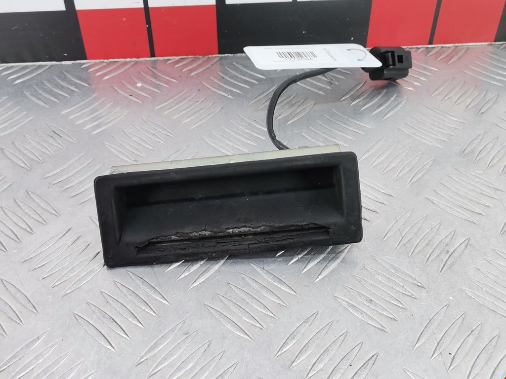 Ручка двери багажника наружная VOLKSWAGEN Golf IV 1997-2003