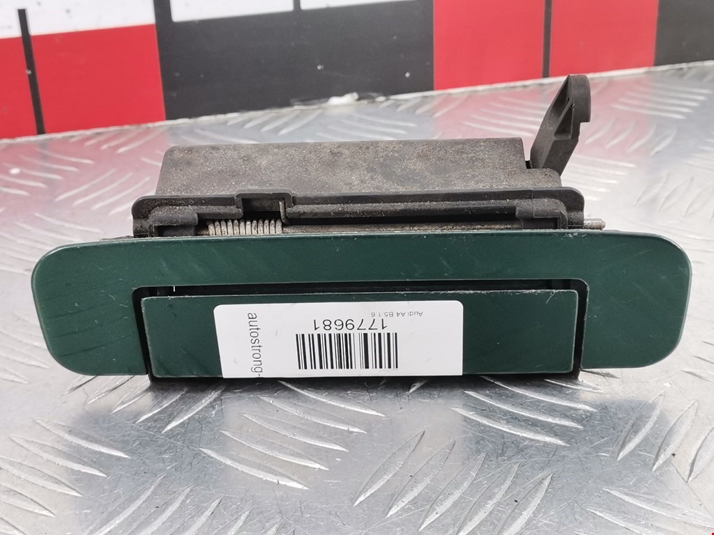 Ручка двери задней наружная левая AUDI A4 B5 1995-2001