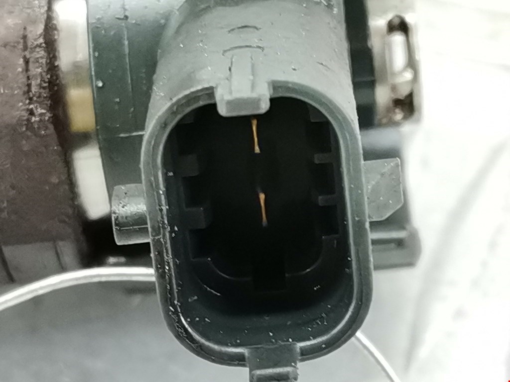 Форсунка дизельная электрическая HYUNDAI i20 l 2008-2014