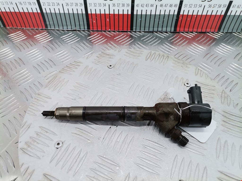 Форсунка дизельная электрическая HYUNDAI i20 l 2008-2014